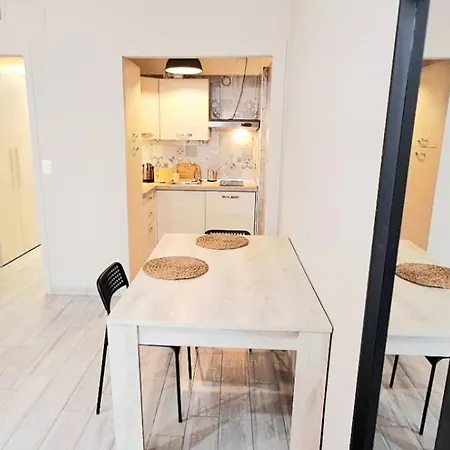 Venice Apartment *